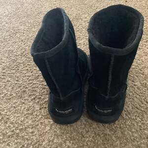 Koolaburra by UGG Black Suede Sherpa Lined Winter Boots